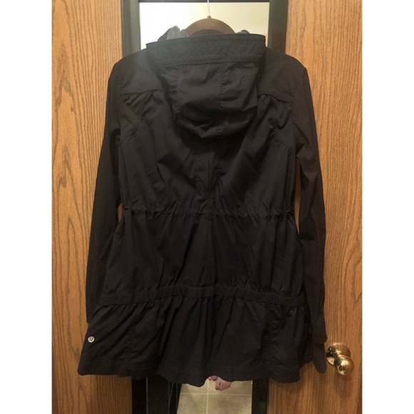 Lululemon Jacket - Picture 5 of 5